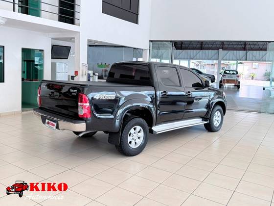 TOYOTA HILUX 3.0 SRV 4X4 CD 16V TURBO INTERCOOLER DIESEL 4P AUTOMÁTICO TOYOTA HILUX 3.0 SRV 4X4 CD 16V TURBO INTERCOOLER DIESEL 4P AUTOMÁTICO